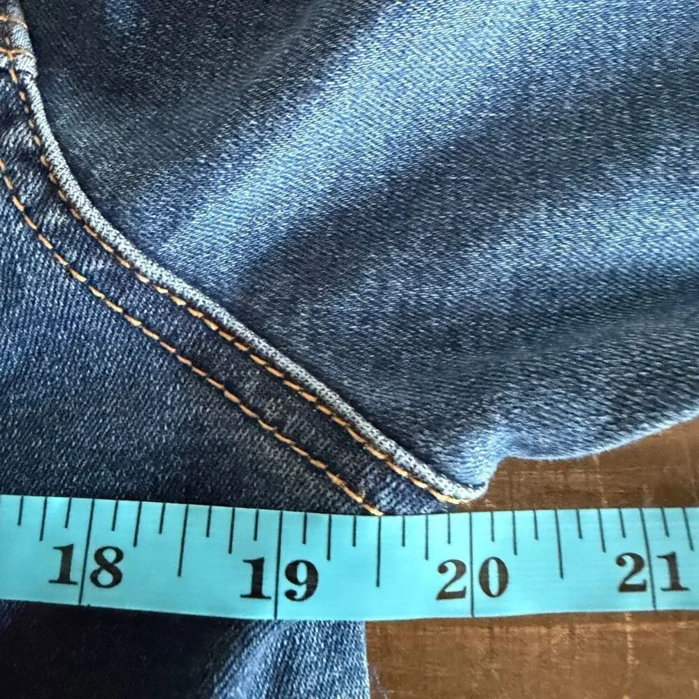 Express Stretch Denim Long Sleeve Button Front Wide Leg Jumpsuit Blue L NEW - Picture 15 of 16